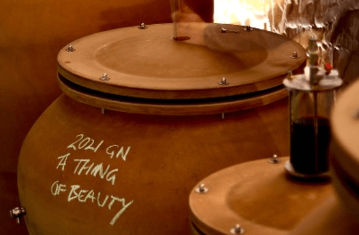 sustainability-tscharke-wines-certified-organic-barossa-valley_0003_vegan-wines vegan wines amphora for tscharke wines